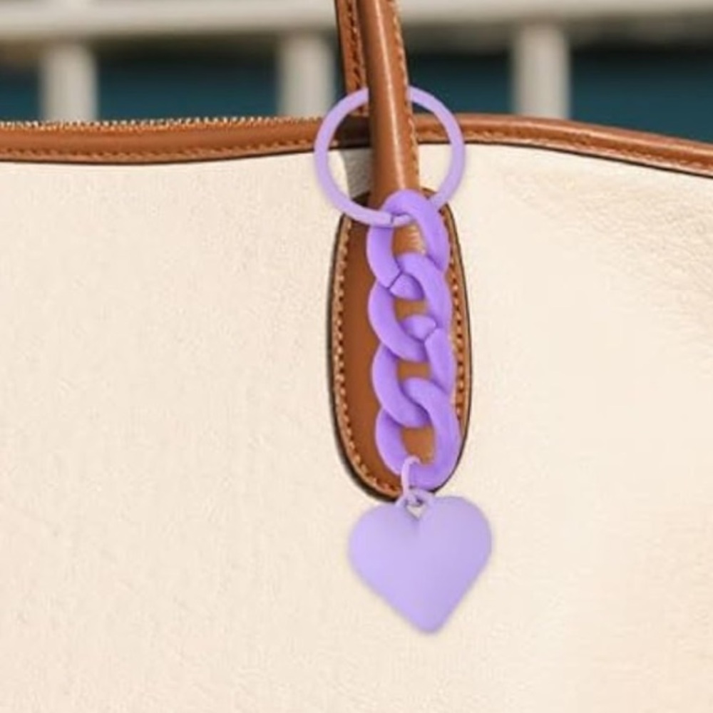 💜NEW Chunky Chain Heart Bag Charm/ Keychain Lilac Purple - Picture 6 of 7